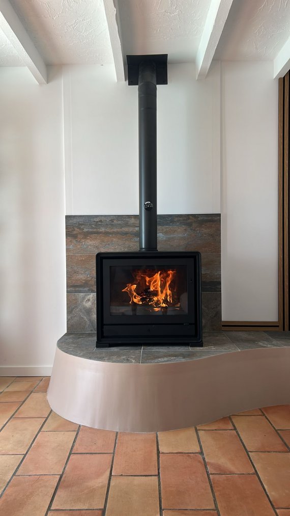 POELE A BOIS - STOVAX - RIVA 2 66 FREESTANDING 